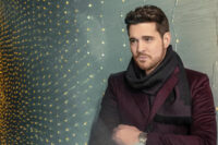 Celito Espíndola apresentando o programa Planeta Música da Educativa MS com destaque para Michael Bublé.